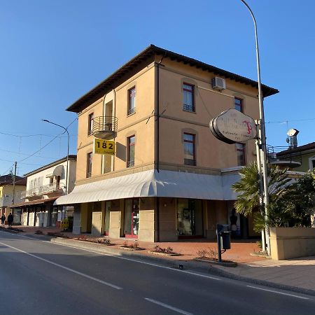 Al 182 Hotell Fornaci di Barga Eksteriør bilde